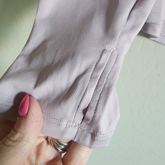 ⭐ 4/$20 Fabletics Women's Shirt Large - Picture 3 of 8